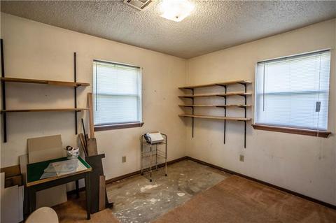 340 Weichel Dr, Colony, OK 73021 photo 9