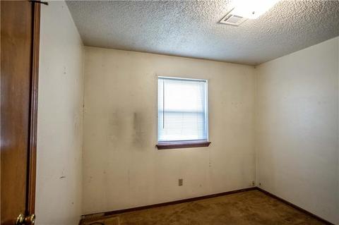 340 Weichel Dr, Colony, OK 73021 photo 7