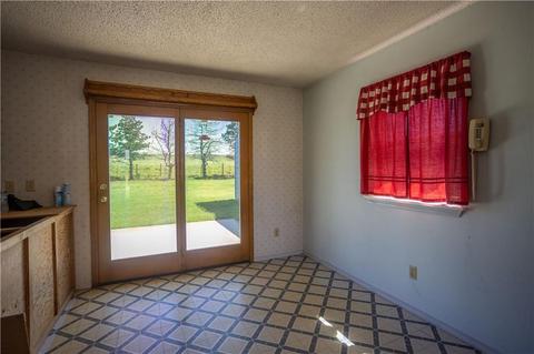 340 Weichel Dr, Colony, OK 73021 photo 5