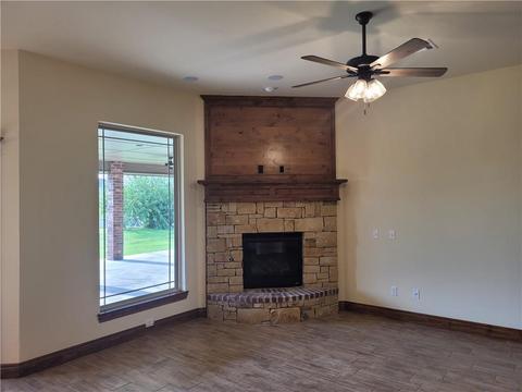 1318 Kimberlin Ln, Tuttle, OK 73089 photo 4