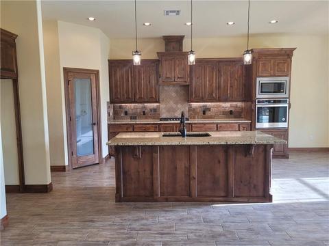 1318 Kimberlin Ln, Tuttle, OK 73089 photo 3