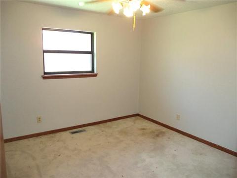 202 E Ridge Rd, Norman, OK 73069 photo 9