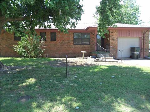 202 E Ridge Rd, Norman, OK 73069 photo 1