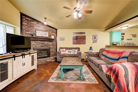 2140 Meench Dr, Moore, OK 73170 photo 4