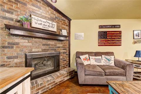 2140 Meench Dr, Moore, OK 73170 photo 6