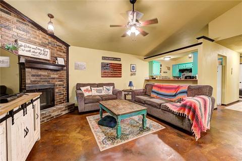 2140 Meench Dr, Moore, OK 73170 photo 5