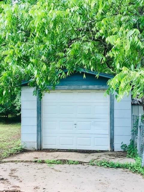 905 N Ayars St, Prague, OK 74864 photo 5