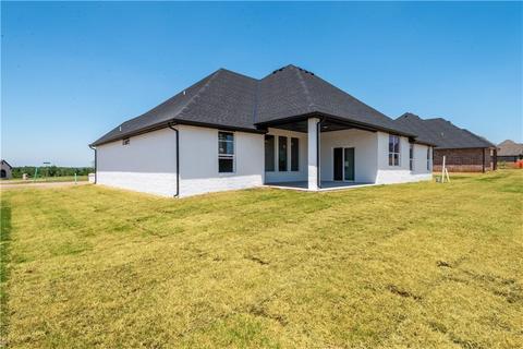 4800 Constitution Ln, Tuttle, OK 73089 photo 2