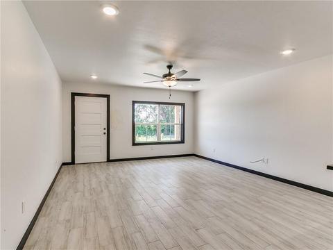 603 S Iowa Ave, Coyle, OK 73027 photo 2