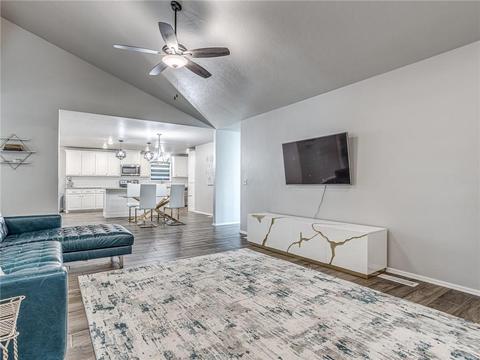 237 E Meade Dr, Yukon, OK 73099 photo 8