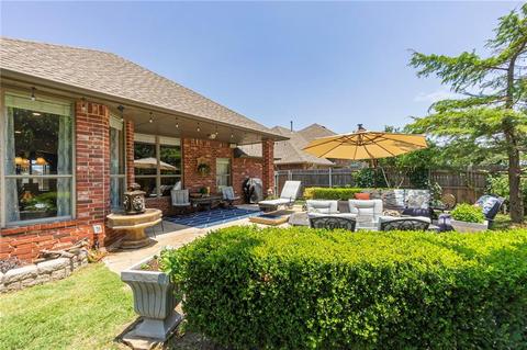 2224 Oak Dr, Moore, OK 73170 photo 6