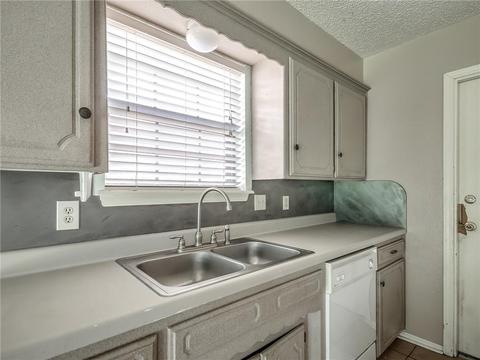 212 E Beam Dr, Yukon, OK 73099 photo 16