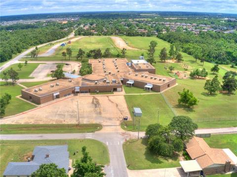 1074 N Hampton Rd, Harrah, OK 73045 photo 32