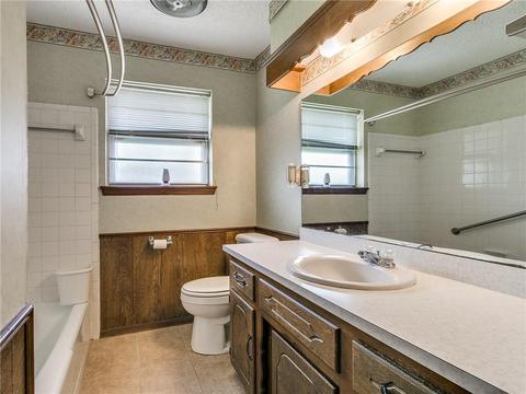 1074 N Hampton Rd, Harrah, OK 73045 photo 14