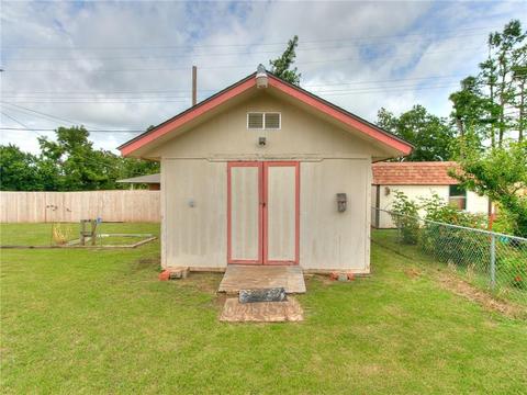 1074 N Hampton Rd, Harrah, OK 73045 photo 27