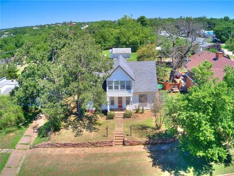 514 E 8th St, Chandler, OK 74834 photo 2