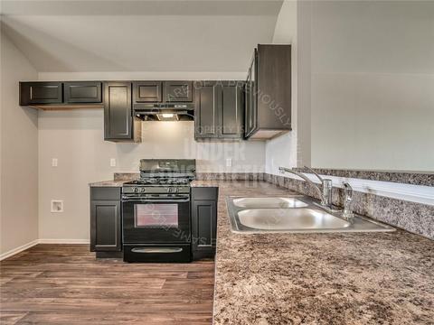 635 Jentry Dr, Tuttle, OK 73089 photo 7