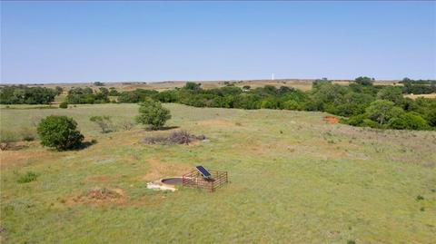 10313 North 2000 Road, Hammon, OK 73650 photo 3