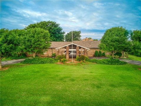 1501 N Electra St, Sayre, OK 73662 photo 2