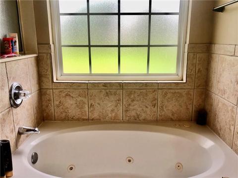 1635 E Rock Creek Rd, Tuttle, OK 73089 photo 13