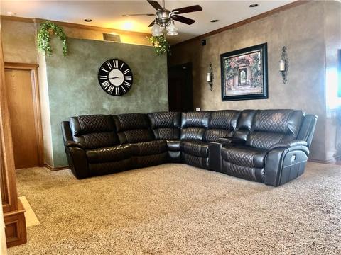 1635 E Rock Creek Rd, Tuttle, OK 73089 photo 4