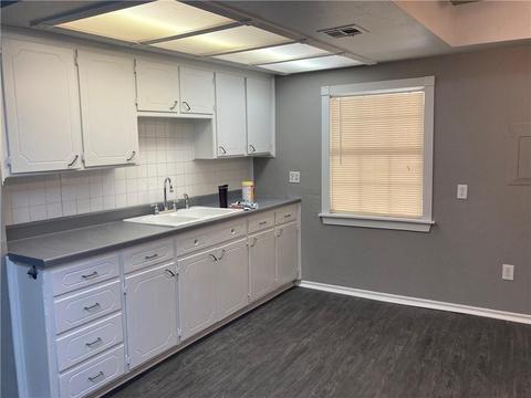 4810 N Asbury Ave, Bethany, OK 73008 photo 3