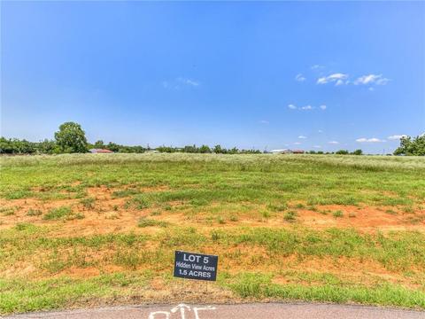 2945 Upper Abby Ct, Blanchard, OK 73010