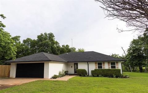 403 Timber Creek Dr, Tuttle, OK 73089 photo 1