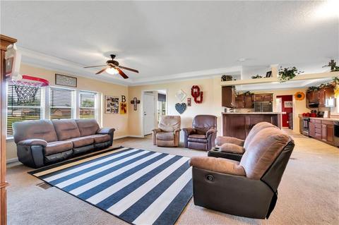 218 W Main St, Willow, OK 73673 photo 7