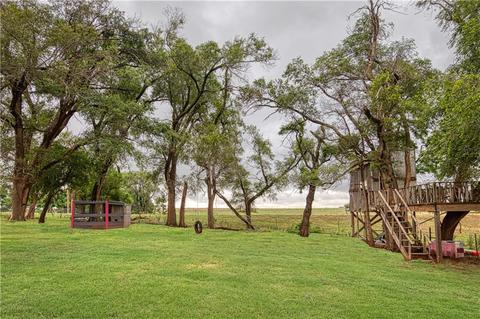 21039 E 1120 Rd, Foss, OK 73647 photo 3