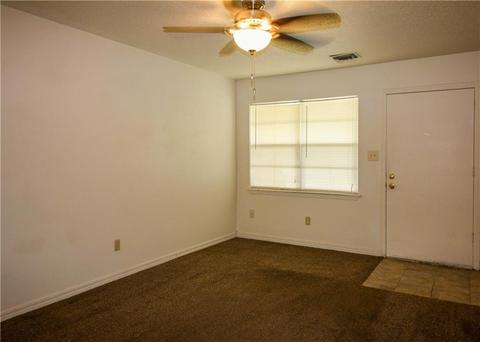 711 Harmon Cir, Moore, OK 73160 photo 4