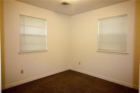 711 Harmon Cir, Moore, OK 73160 photo 10