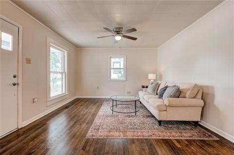 1013 E Harrison Ave, Guthrie, OK 73044 photo 4