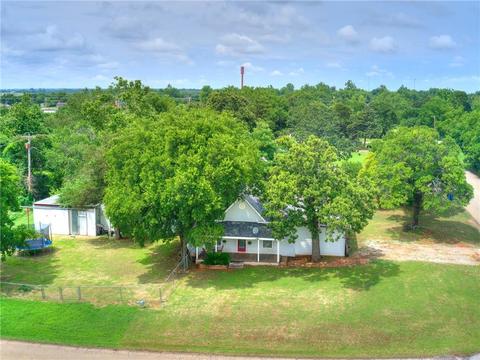 622 E 4th St, Chandler, OK 74834 photo 9