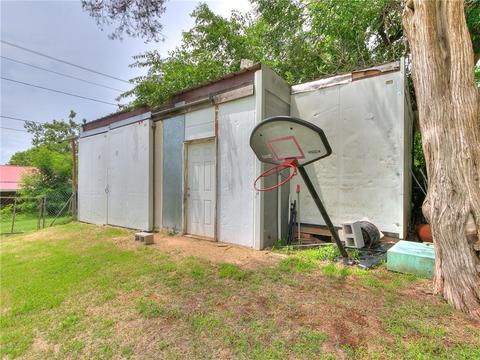 622 E 4th St, Chandler, OK 74834 photo 6