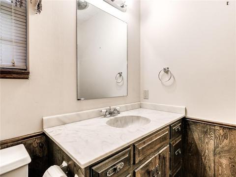 1109 Villa Dr, Watonga, OK 73772 photo 6