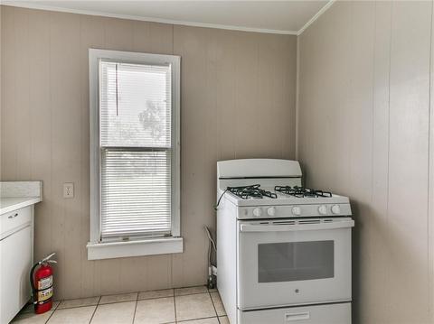 305 S Oak St, Crescent, OK 73028 photo 16