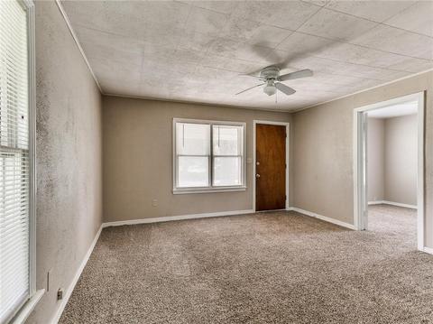 305 S Oak St, Crescent, OK 73028 photo 9