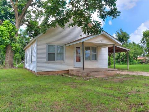 305 S Oak St, Crescent, OK 73028 photo 3