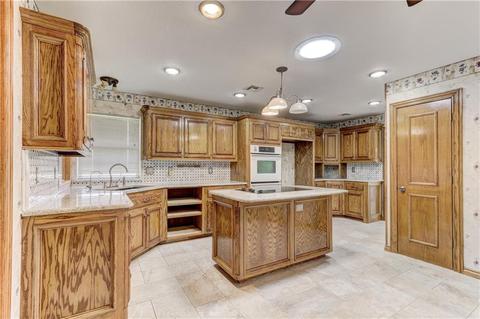 3315 S Sooner Rd, Moore, OK 73165 photo 6