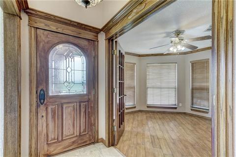 3315 S Sooner Rd, Moore, OK 73165 photo 2