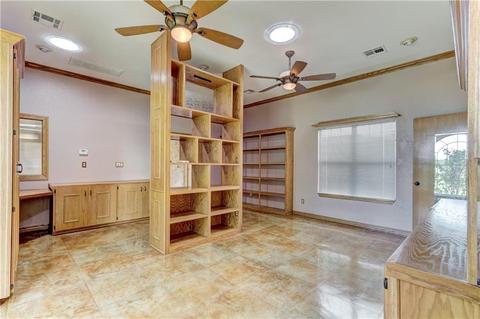 3315 S Sooner Rd, Moore, OK 73165 photo 10