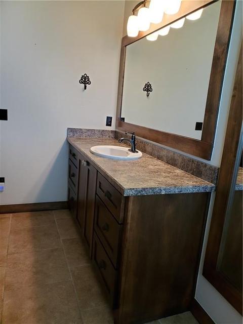 704 Colbert St, Tuttle, OK 73089 photo 30