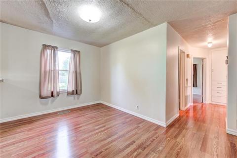 105 E Haddock St, Norman, OK 73069 photo 9
