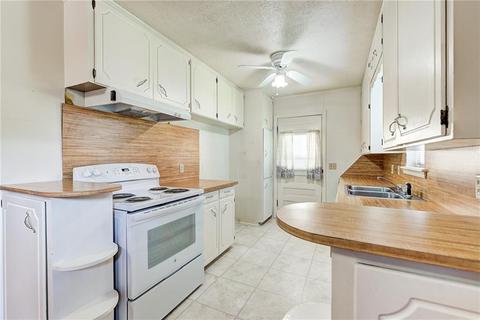 105 E Haddock St, Norman, OK 73069 photo 13