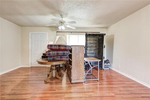 105 E Haddock St, Norman, OK 73069 photo 7
