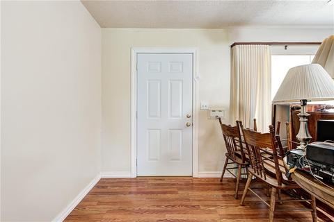 105 E Haddock St, Norman, OK 73069 photo 4