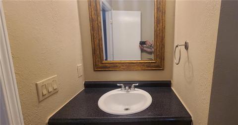 2138 Goodrich Dr, Moore, OK 73170 photo 9