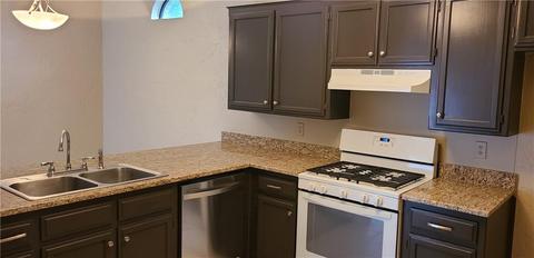 2138 Goodrich Dr, Moore, OK 73170 photo 3