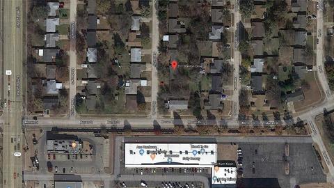 211 Stanton Dr, Norman, OK 73071 photo 2